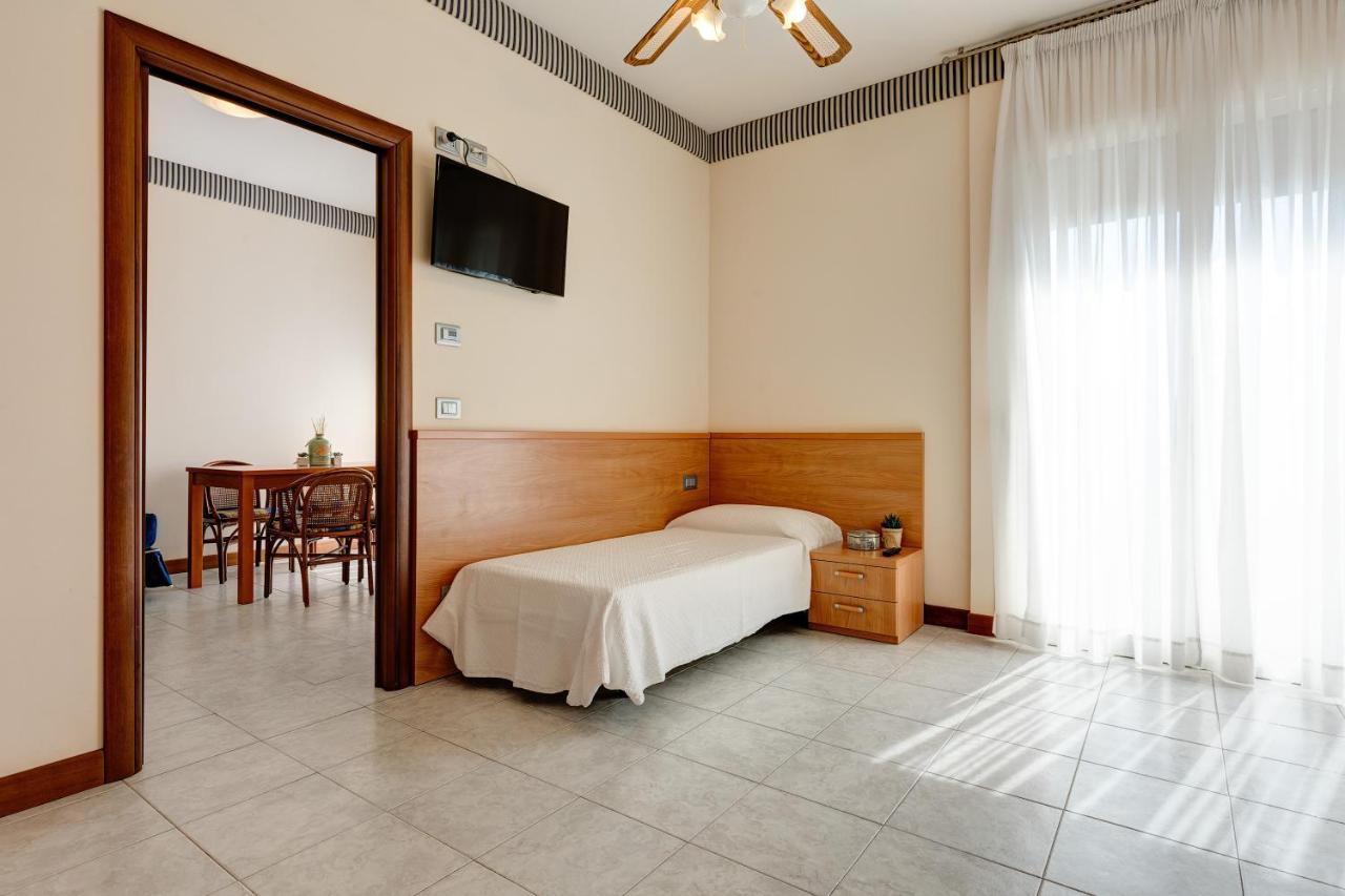 Hotel Nettuno Lido di Jesolo Exterior foto